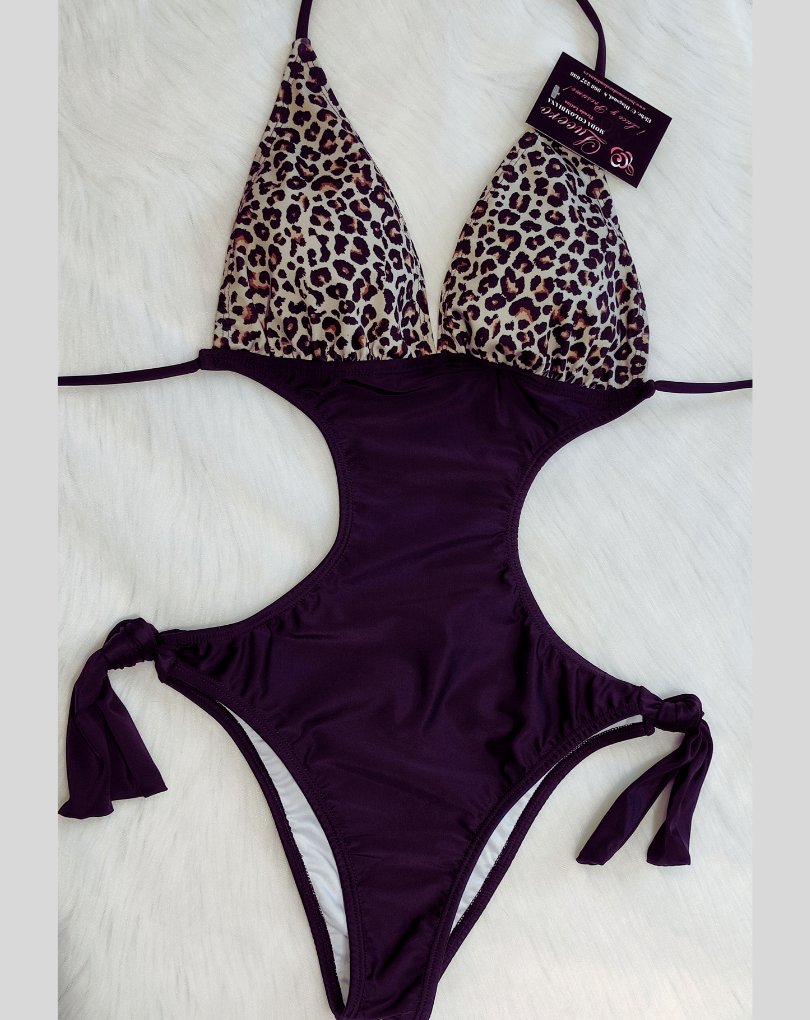TRIKINI COPA TRIANGULAR CON ALMOHADILLAS REMOVIBLES