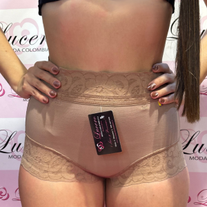 FAJA BRAGA PUSH-UP CON ENCAJE SILICONADO Y VARILLA EN PRETINA