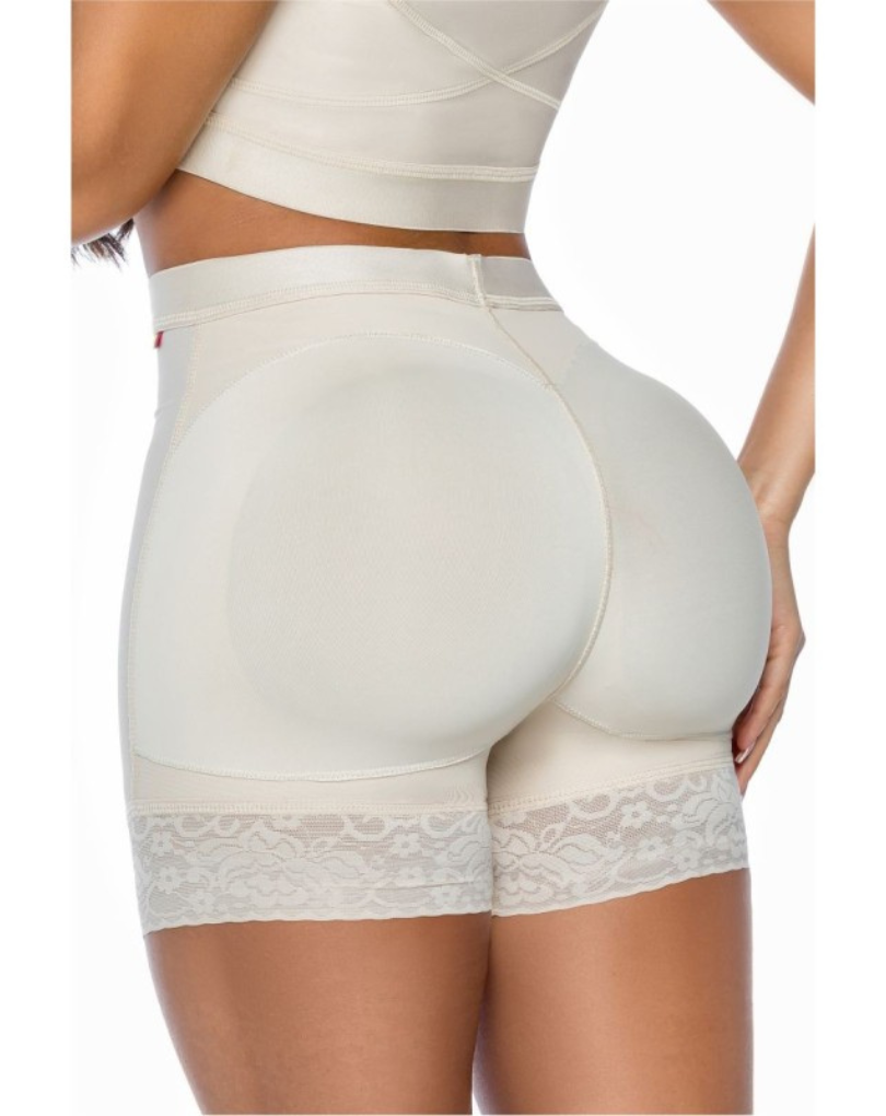 SHORT LEVANTACOLA INVISIBLE CON HUECOS INTERNOS DE REALCE 901LMC