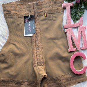 Faja tipo short colombiano con broches cocoa